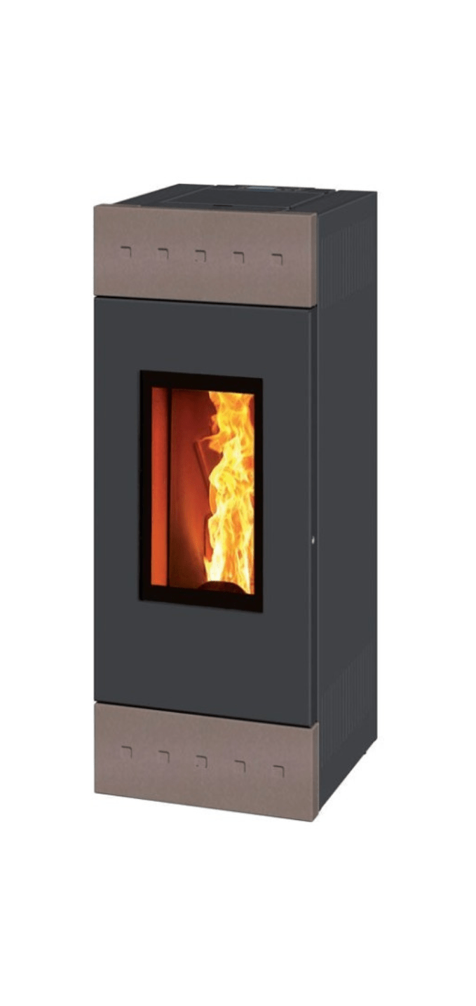 Stufa a legna ad aria calda ventilata Caminetti Montegrappa + rivestimento in maiolica tortora