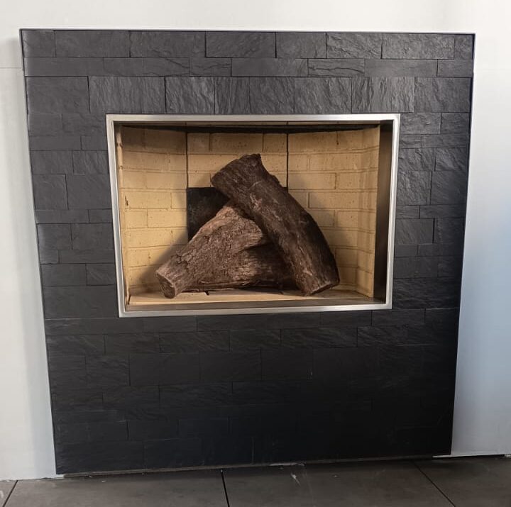 Focolare CLAM C75 con rivestimento